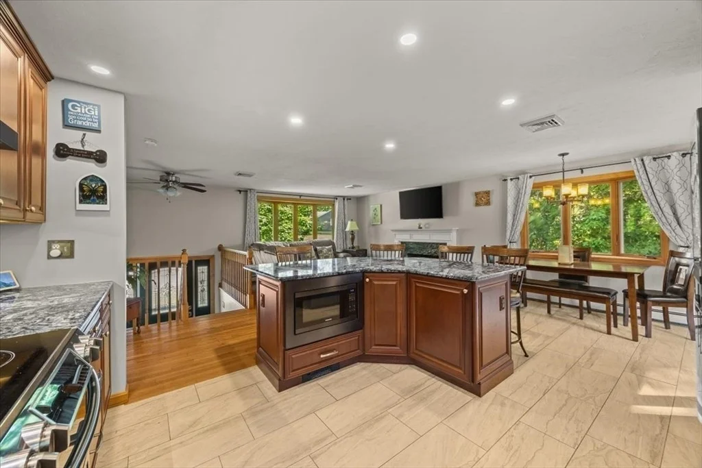 Photo of 26 Brookings Dr