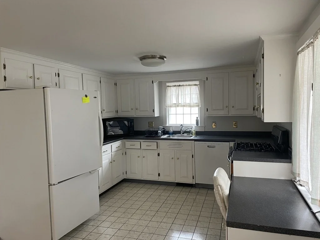 Photo of 182 Greensward Road