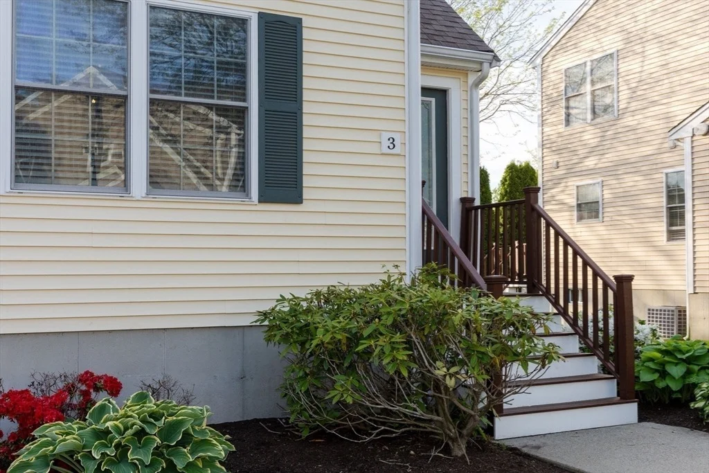 Photo of Unit 3 at 3 Carleton Street