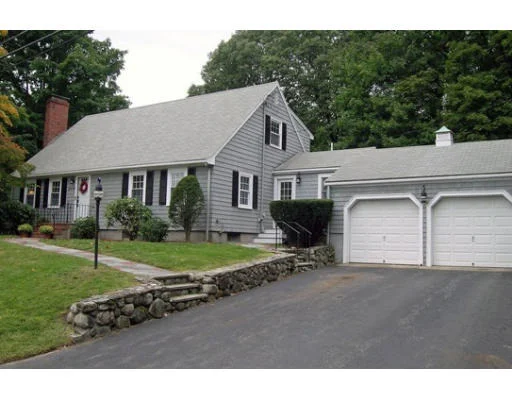 Photo of 11 Willowdale Road