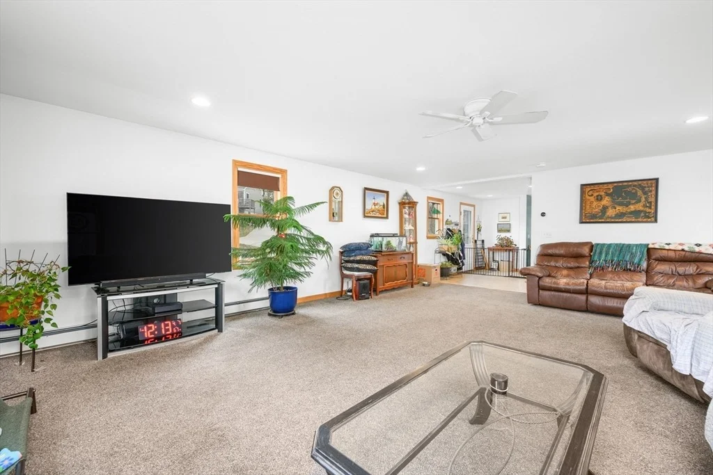 Photo of 2 Short Lots Ln