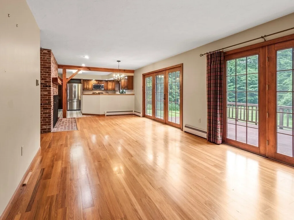 Photo of 22 Oak Cir