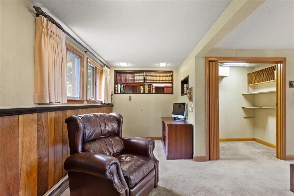 Photo of 27 Juniper St