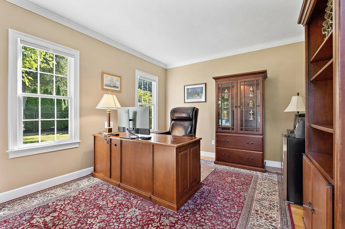 Photo of 7 Sylvan Dr