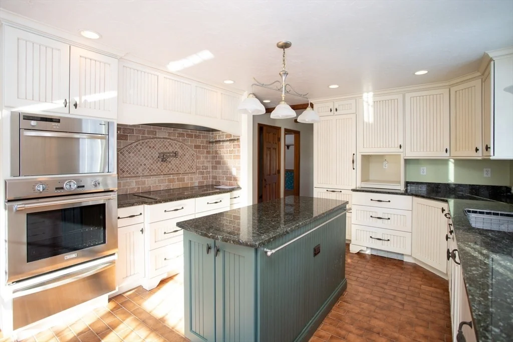 Photo of 4 Brookview Rd