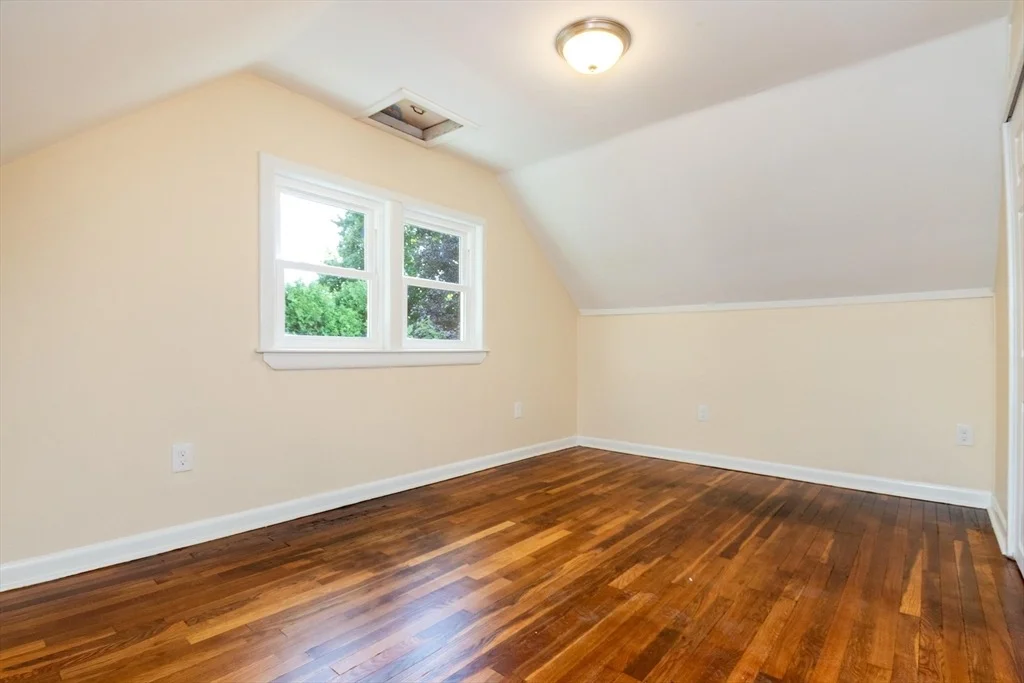 Photo of 4 Highland Cir