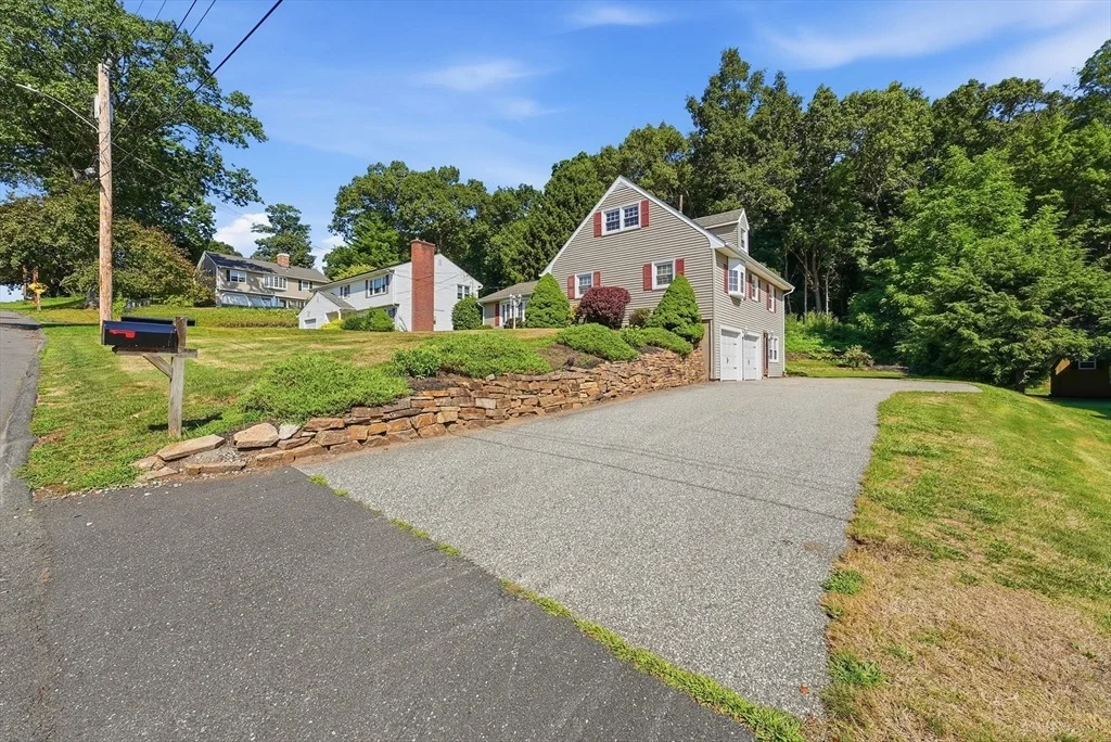 Photo of 53 Laurence Drive