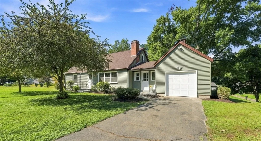Photo of 331 Valley View Dr