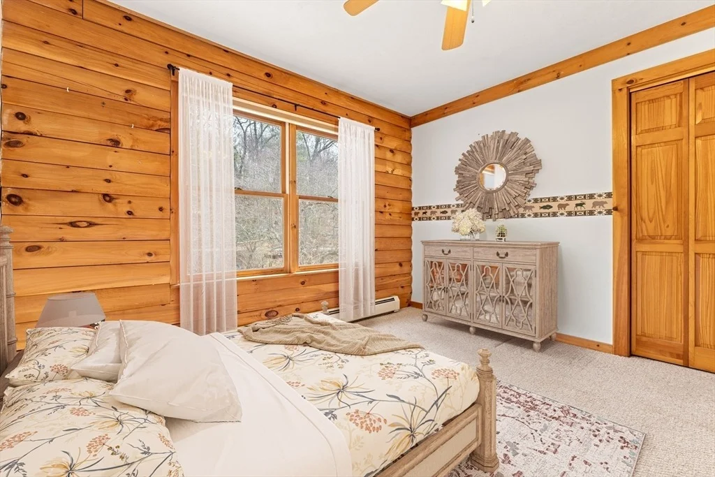 Photo of 15 Quissett Rd