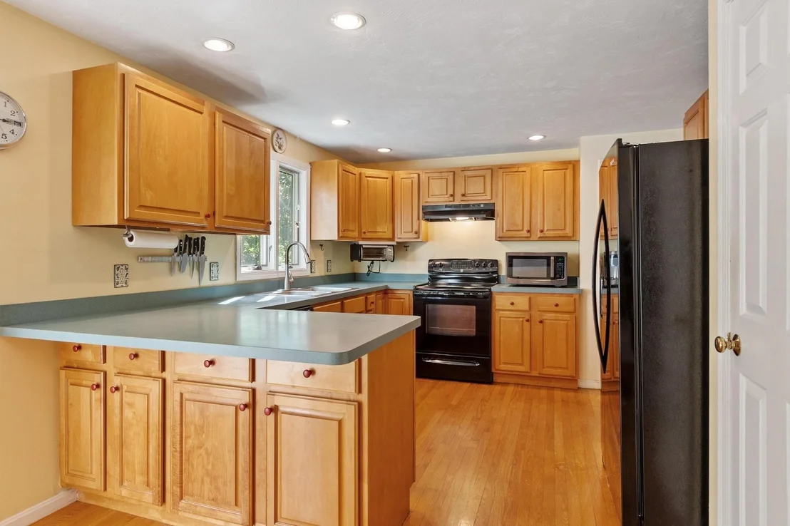 Photo of 144 N Row Rd