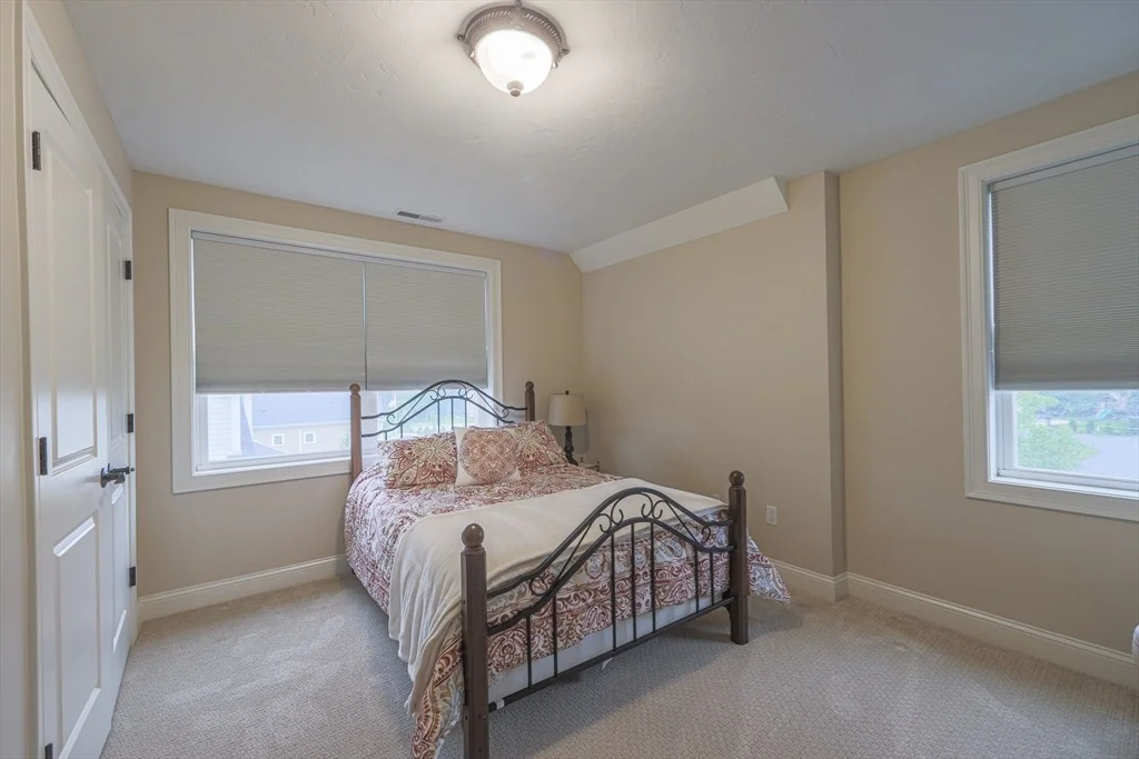 Photo of 61 Tamarack Rd