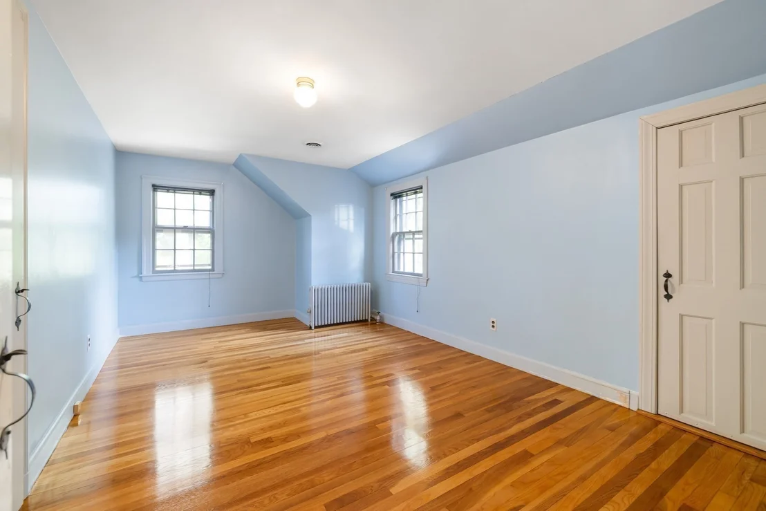 Photo of 521 High Rock St