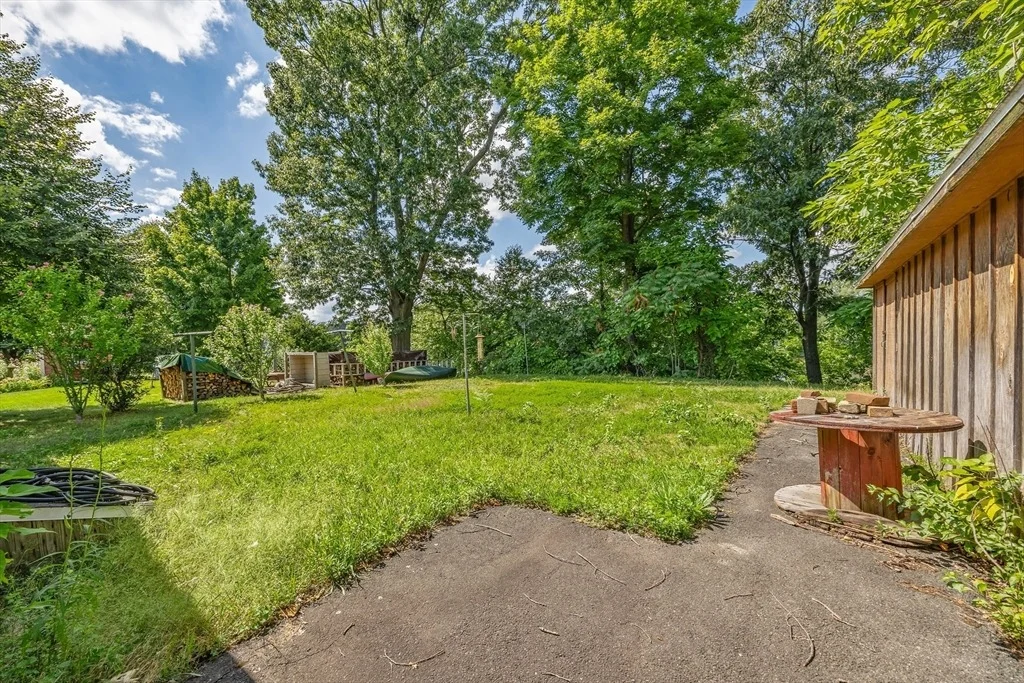 Photo of 162 Arcadia Blvd