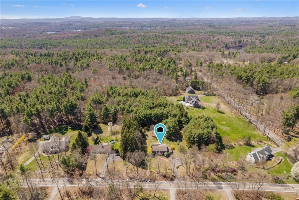 Photo of 138 Benjamin Rd