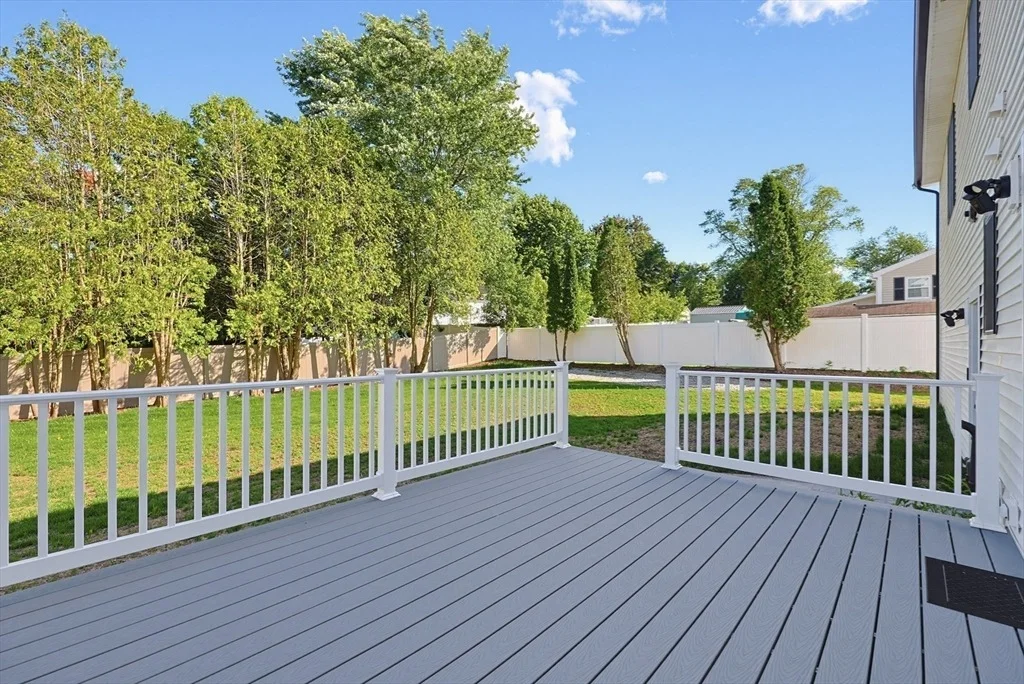 Photo of 8 Vassar Dr