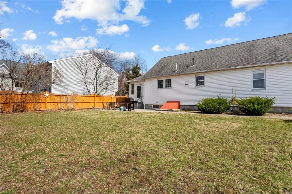 Photo of 535 High St