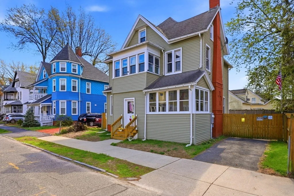 Photo of 41 Euclid Ave