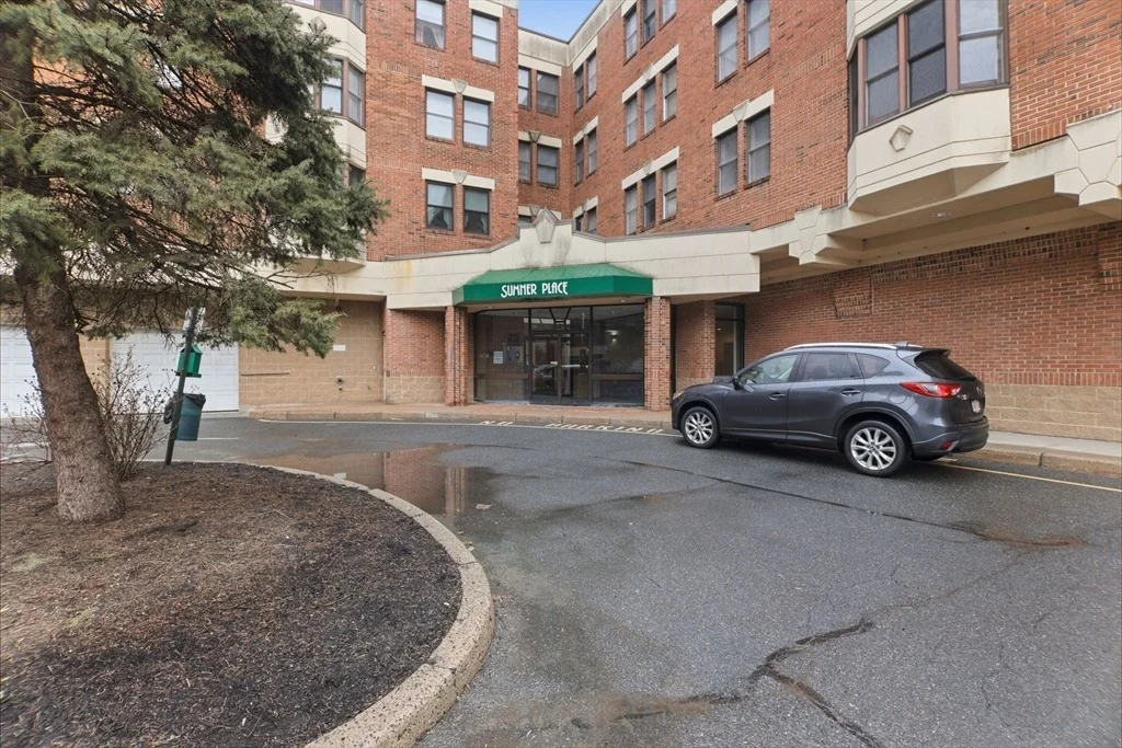 Photo of Unit 210 at 34 Sumner Ave