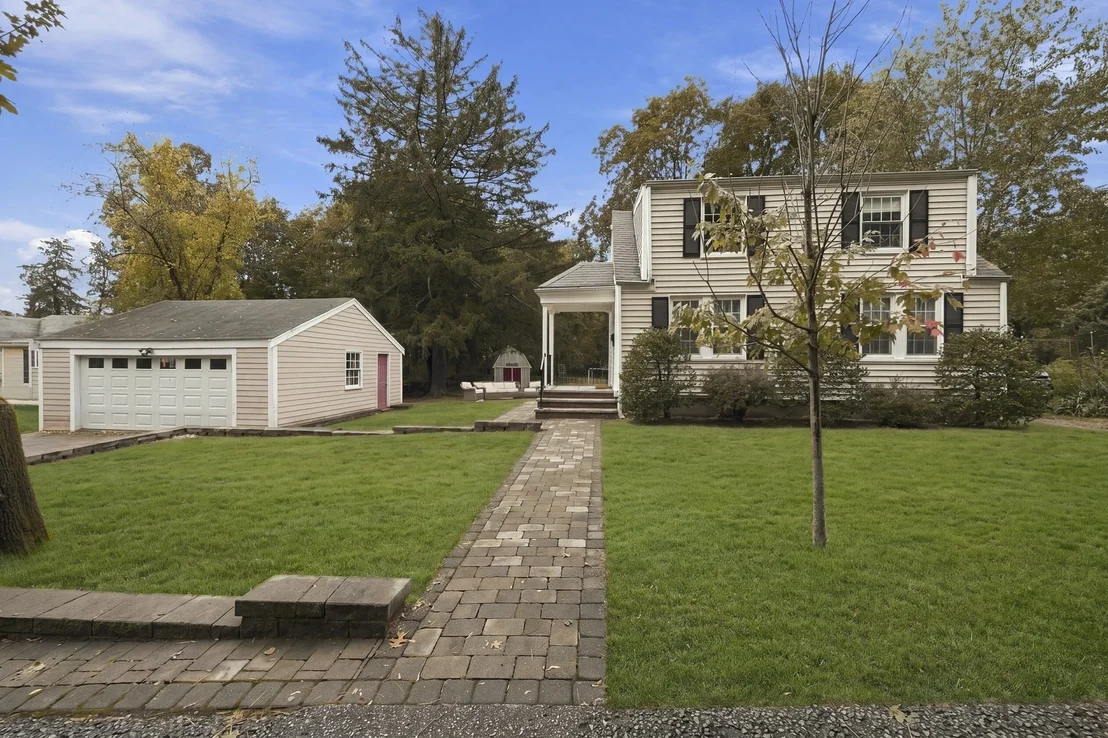 Photo of 16 Clifford Ct