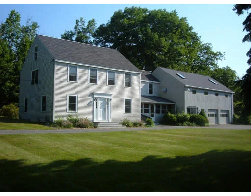 Photo of 184 Damon Rd