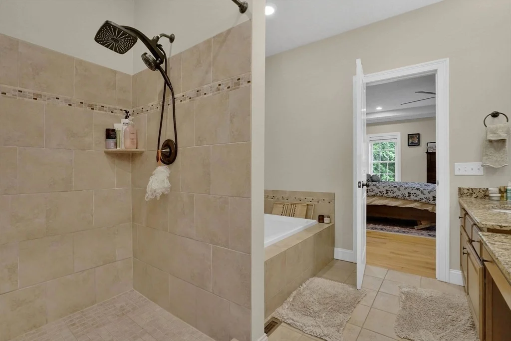 Photo of 32 Bissonnette Cir