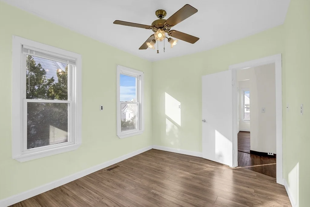 Photo of 16 Walnut Terr