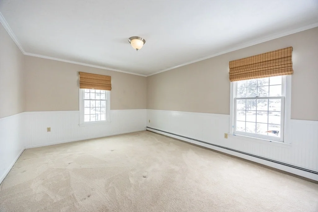 Photo of 7 Lone Oak Circle