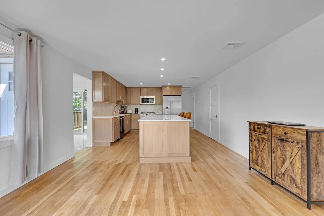 Photo of 79 Chilmark St