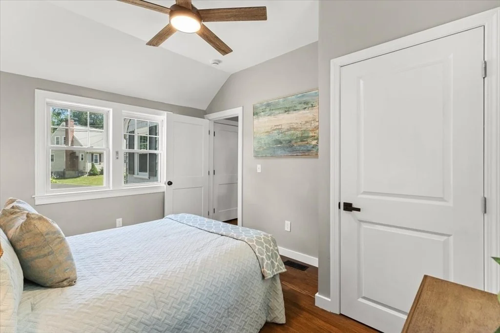 Photo of 15 Intervale Rd