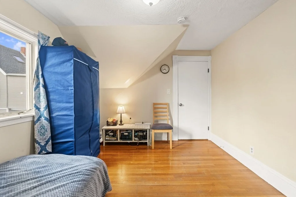 Photo of 48R Tappan Pl