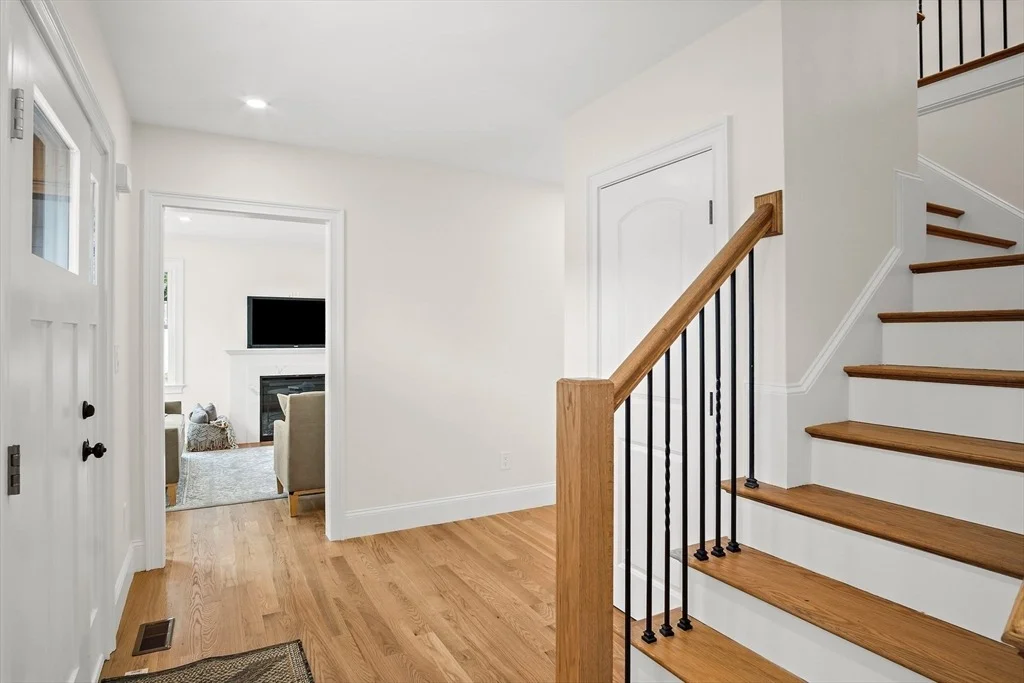 Photo of 7 Locust Street