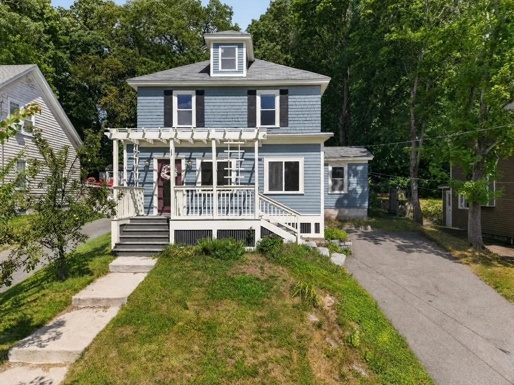 Photo of 204 Parkview Ave