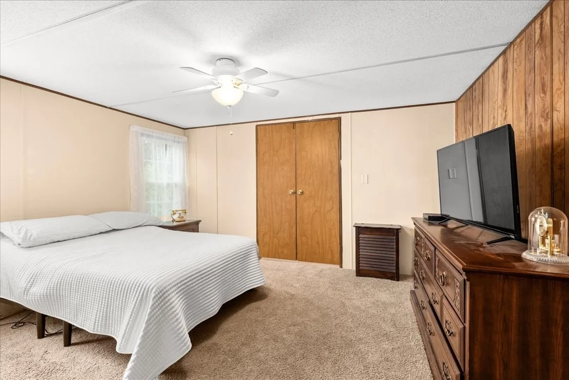 Photo of 126 Pine Ave