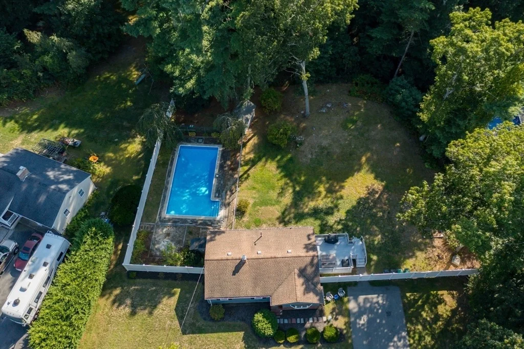 Photo of 27 Chestnut Rd
