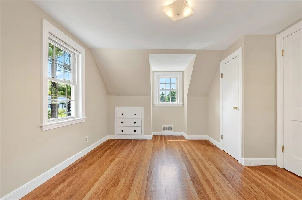 Photo of 7 Pine Hill Rd