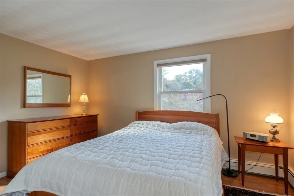 Photo of 36 Ruthellen Rd