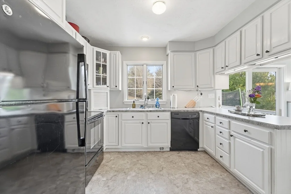 Photo of 189 General Hobbs Rd