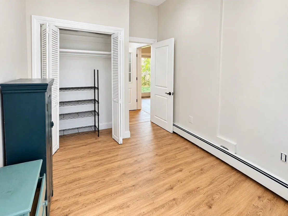 Photo of 14 Cornell Rd