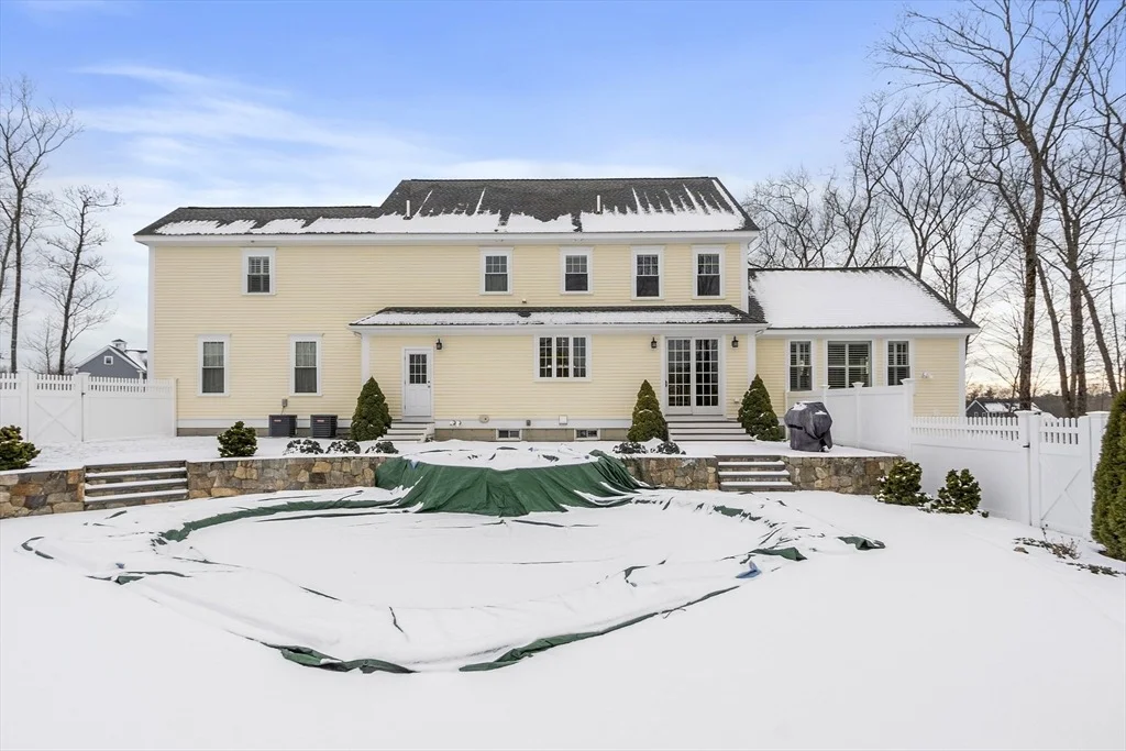 Photo of 64 Old Stone Cir