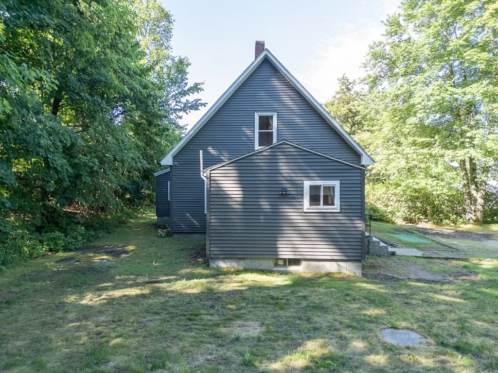 Photo of 211 Main St