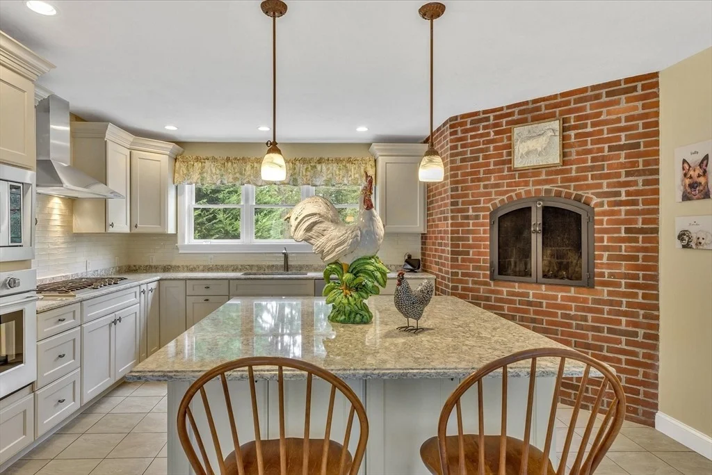 Photo of 663 Crowells Bog Road