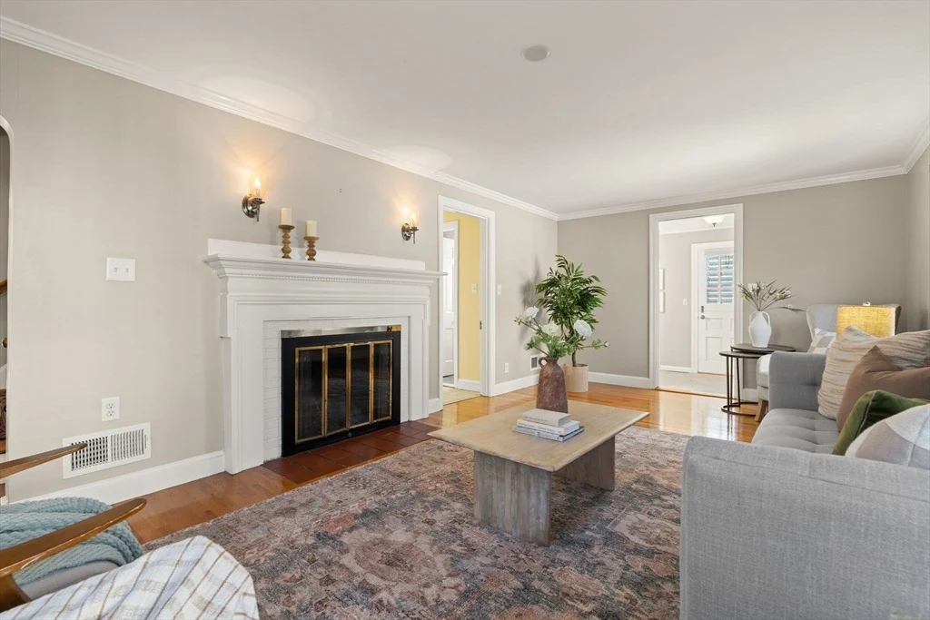 Photo of 74 Princeton Rd
