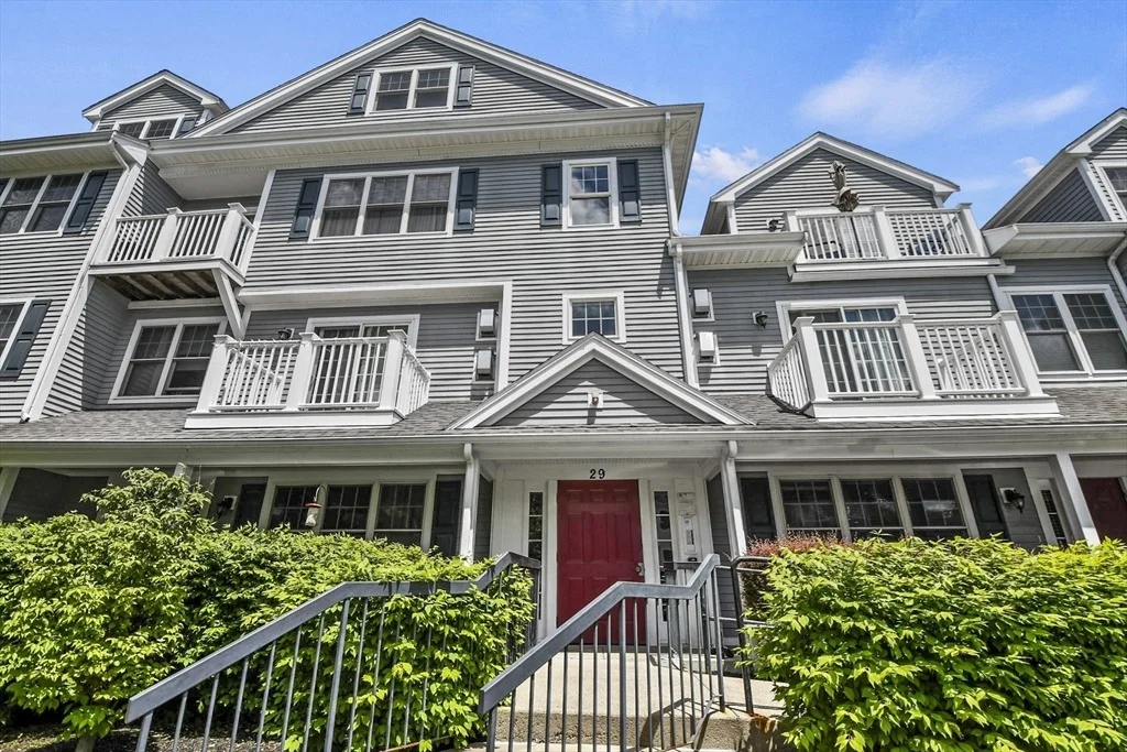 Photo of Unit C at 29 Maple Street