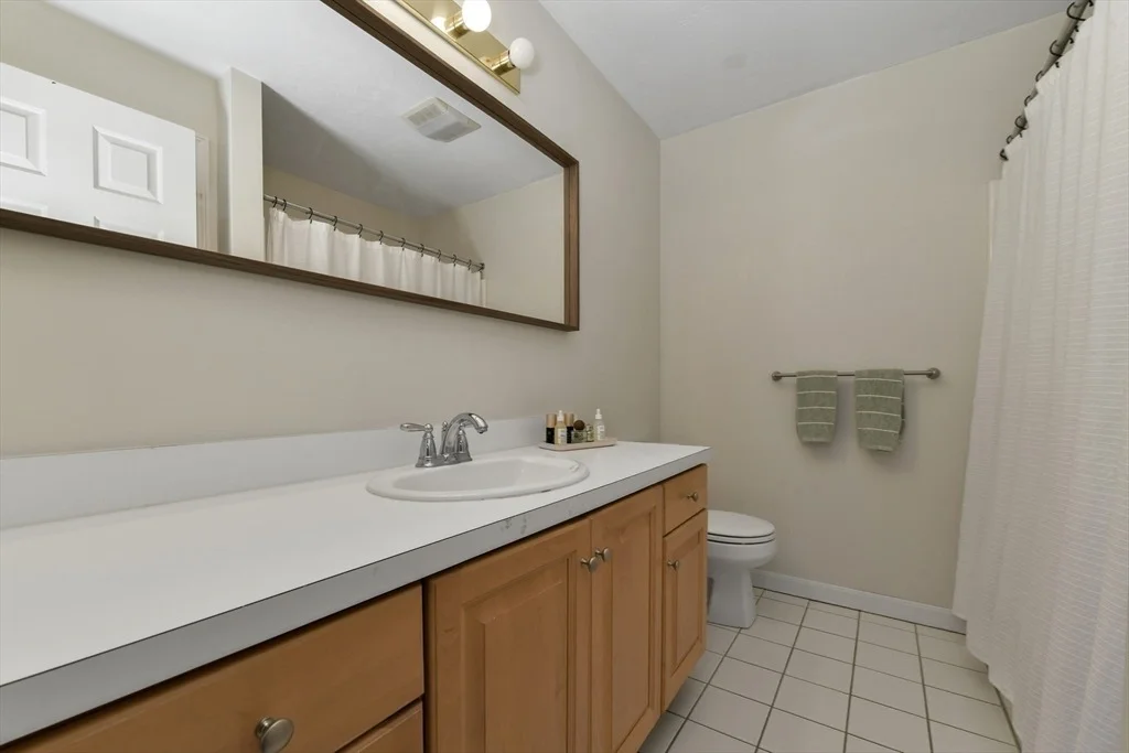 Photo of Unit A at 60 Maple Street