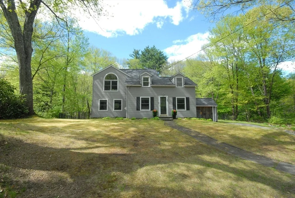 Photo of 148 School St
