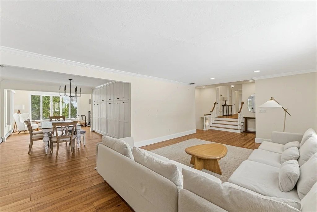 Photo of 124 Deborah Rd