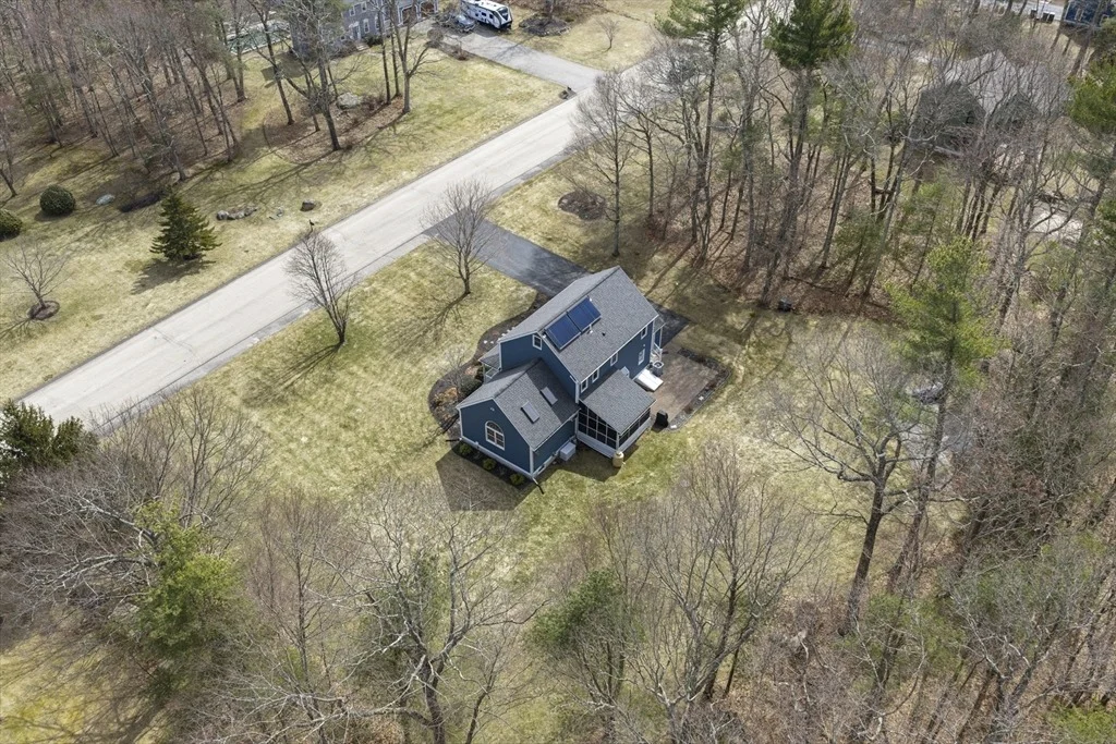 Photo of 33 Douglas Hill Way