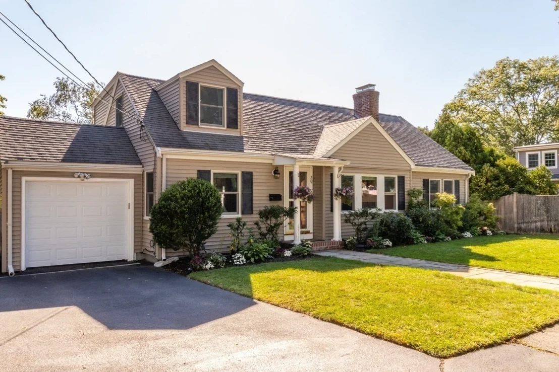 Photo of 30 Colonial Avenue