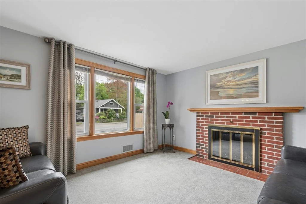 Photo of 88 Kendall Ave