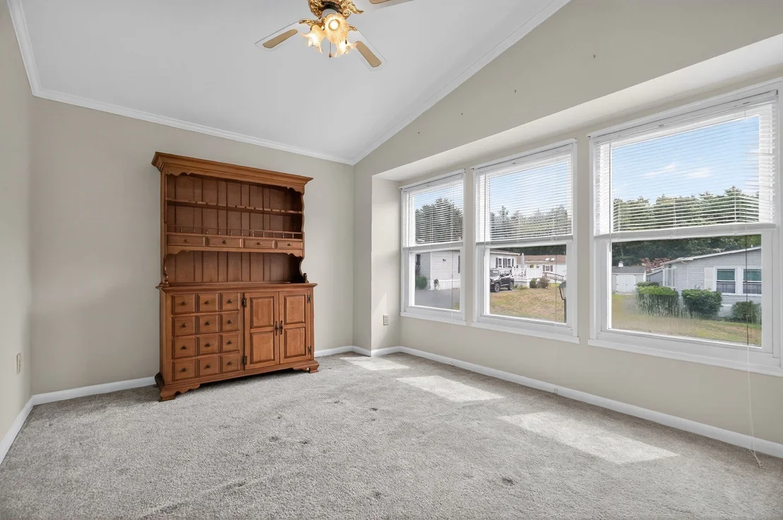 Photo of 9 Douglas Dr